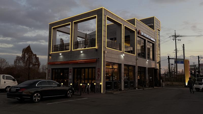 235149625_9rknzRaX_6132811d393f64fce1d28375e598ecf538fc2e65.jpg 이미지크게보기